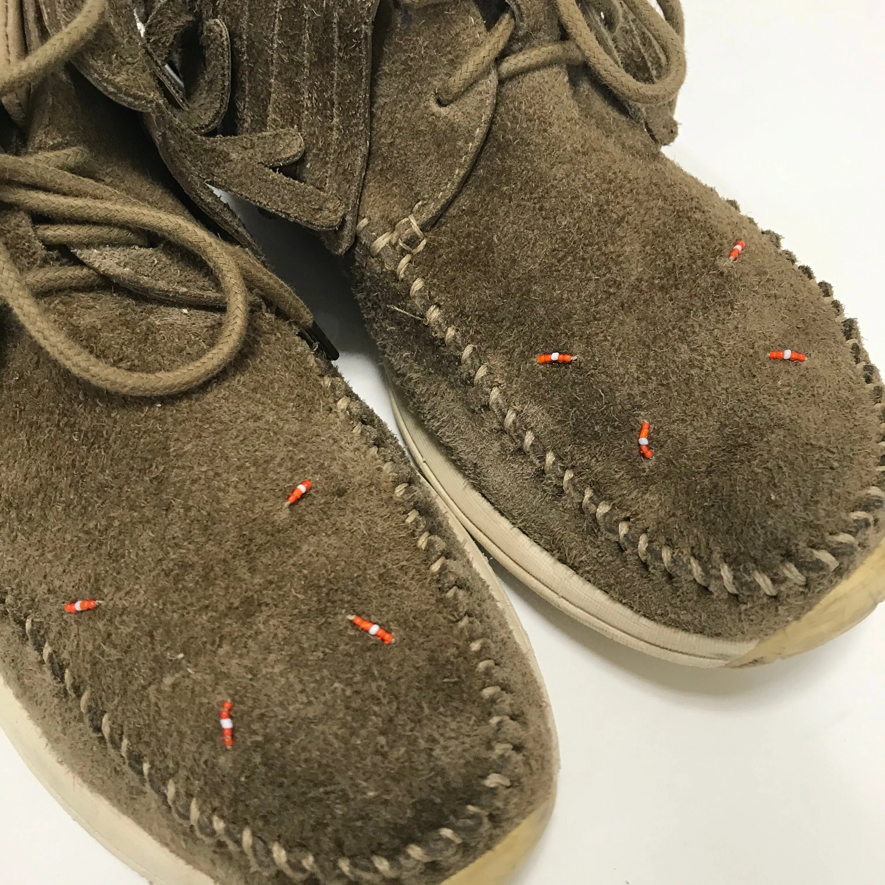 [11] Visvim FBT Shaman Folk Suede Sand