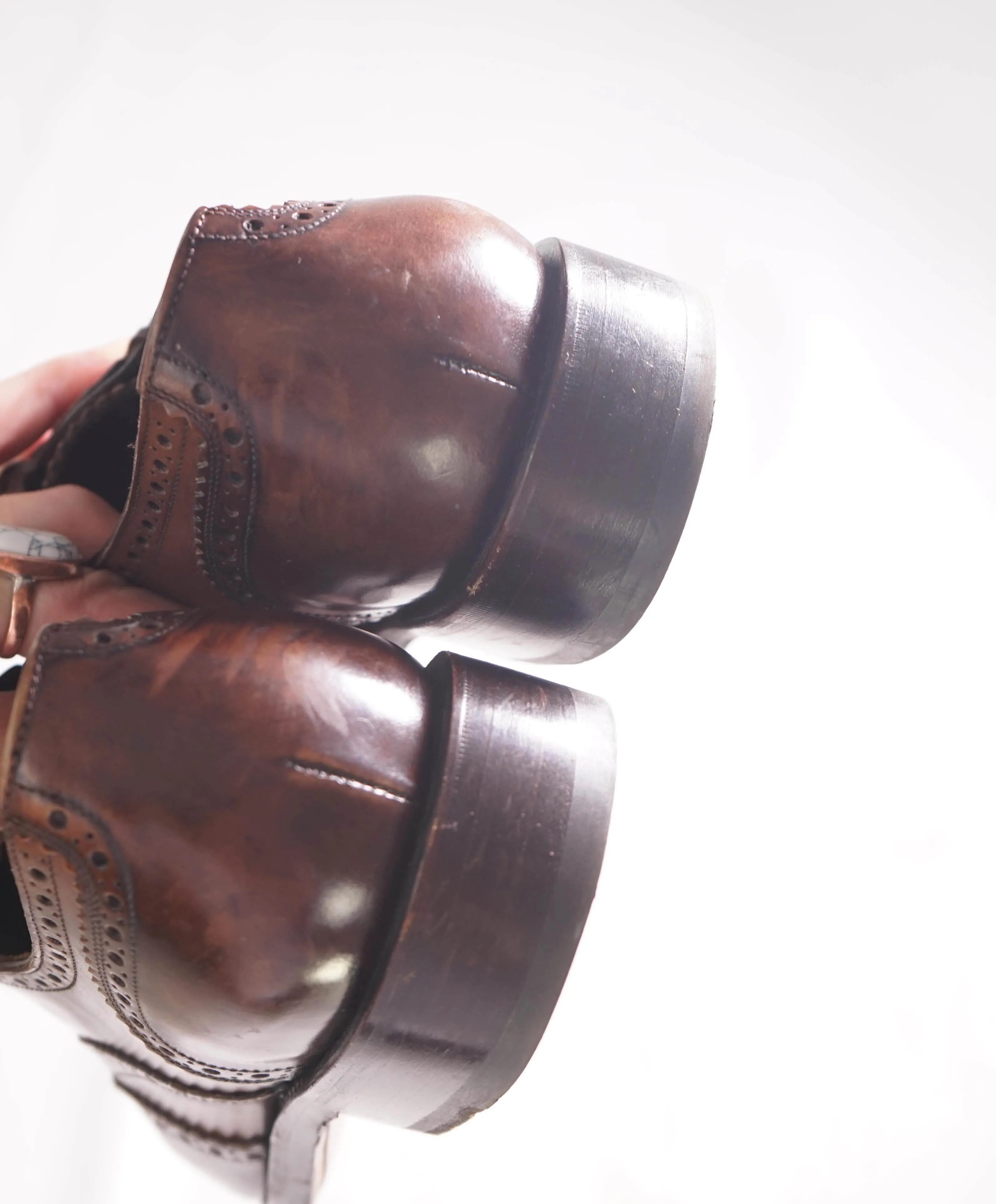 $1,395 SALVATORE FERRAGAMO - "TRAMEZZA" Brown Wingtip Silhouette Oxfords - 8.5 EE