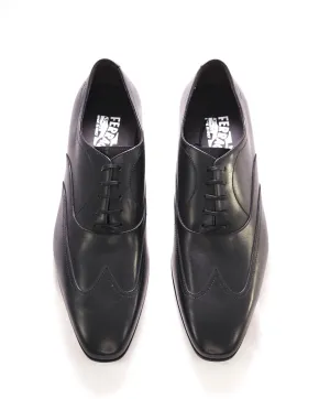 $850 SALVATORE FERRAGAMO -  Solid Wingtip Black Leather Oxfords - 8.5 US