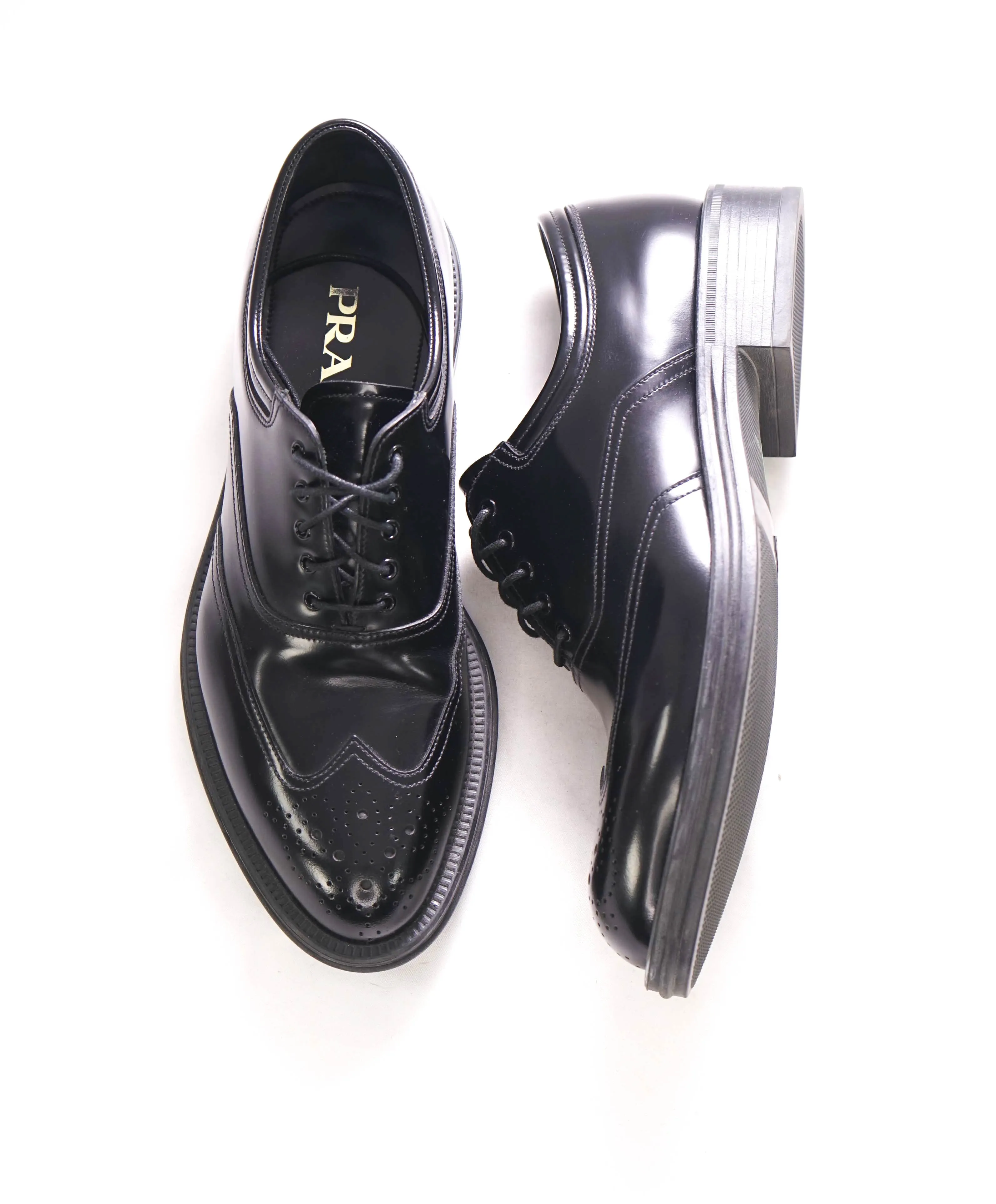 $950 PRADA - Black Brushed Leather Wingtip Brogue Detail Oxfords - 7 US (6 Prada)