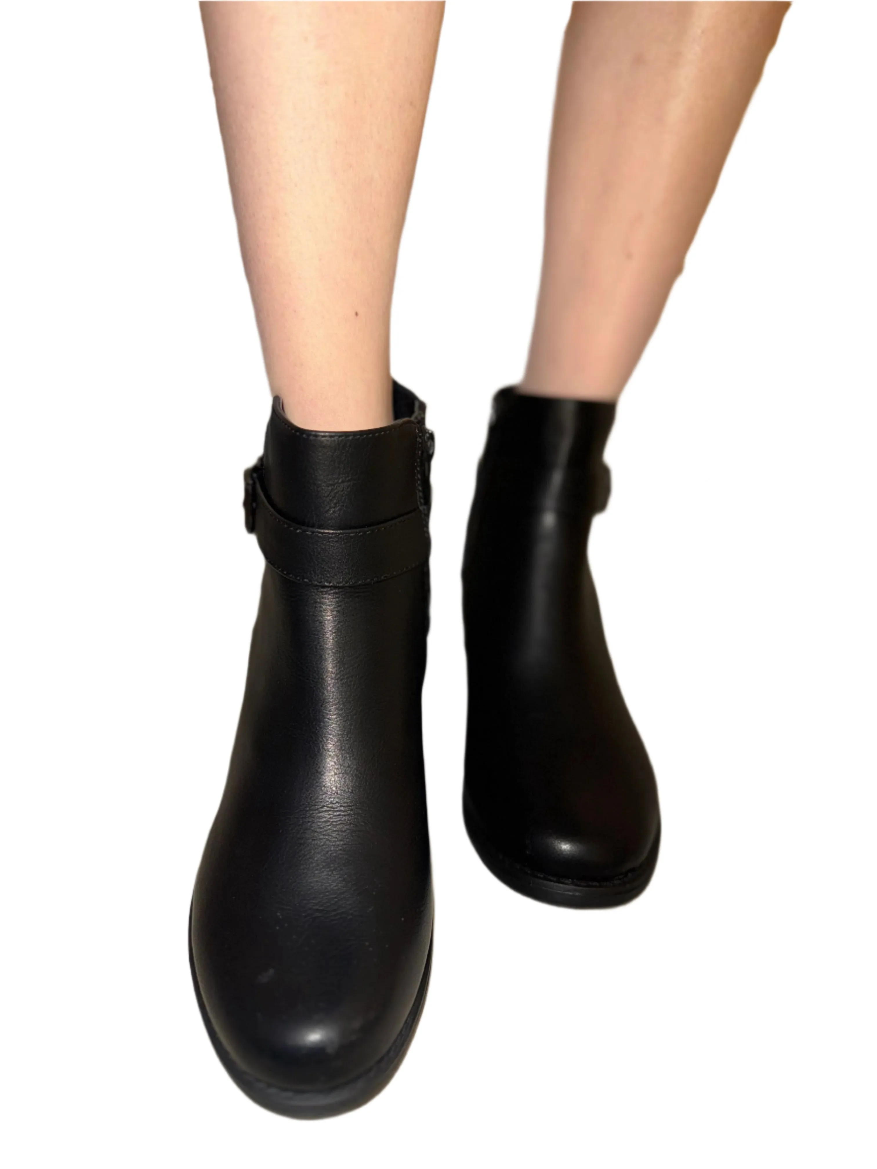 ANKLE BOOT WITH BUCKLE DETAIL BONUS-S