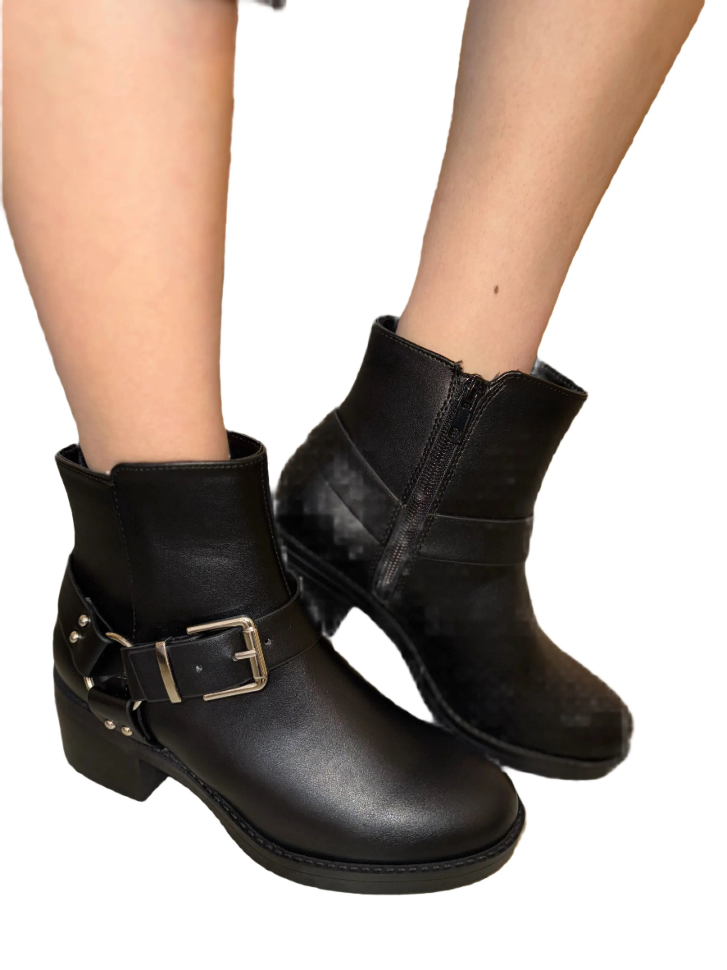 ANKLE BOOT WITH BUCKLE DETAIL BONUS-S