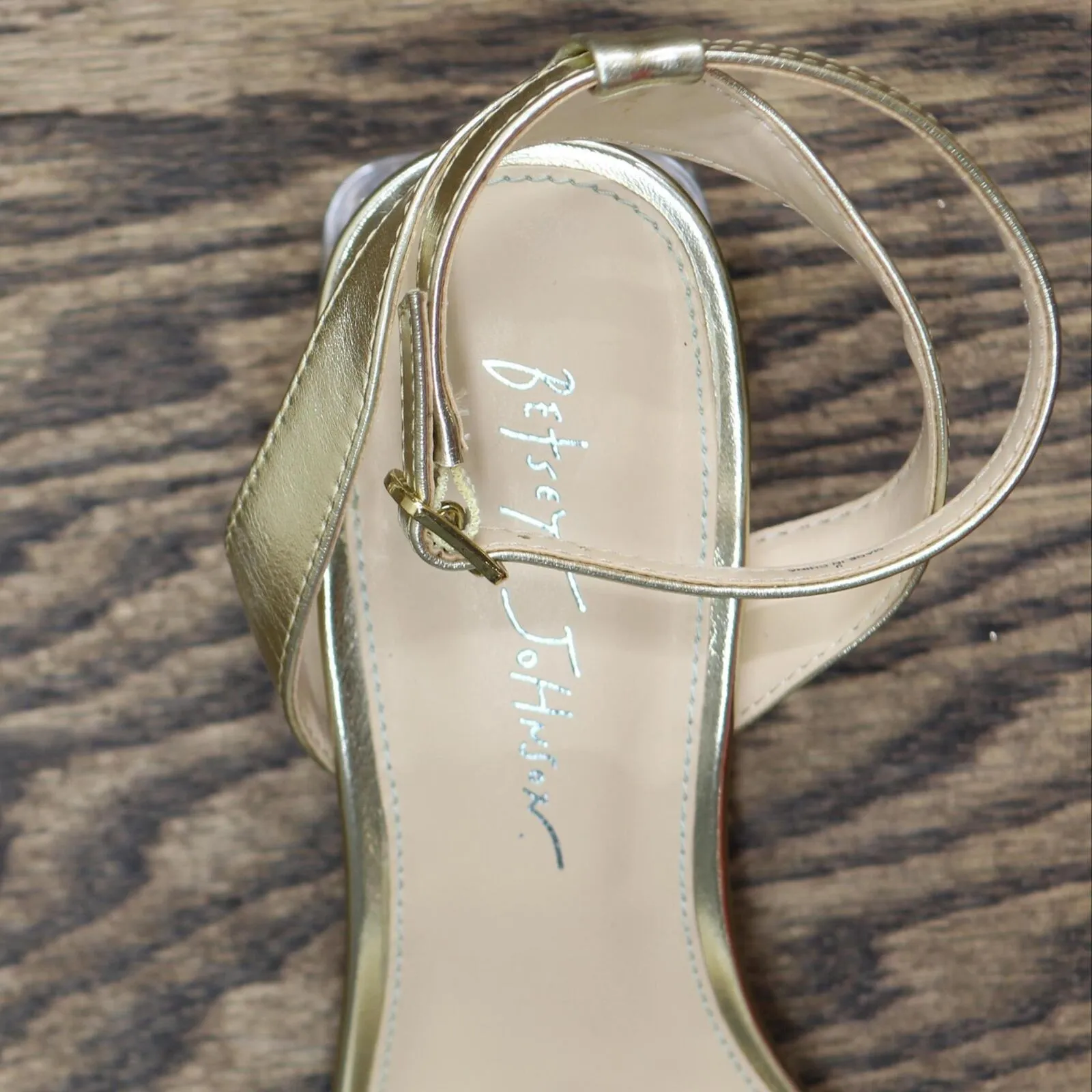 Betsey Johnson Womens Kylee Heeled Heels Sandal Shoes SB-KYLEE Gold Yellow 9M