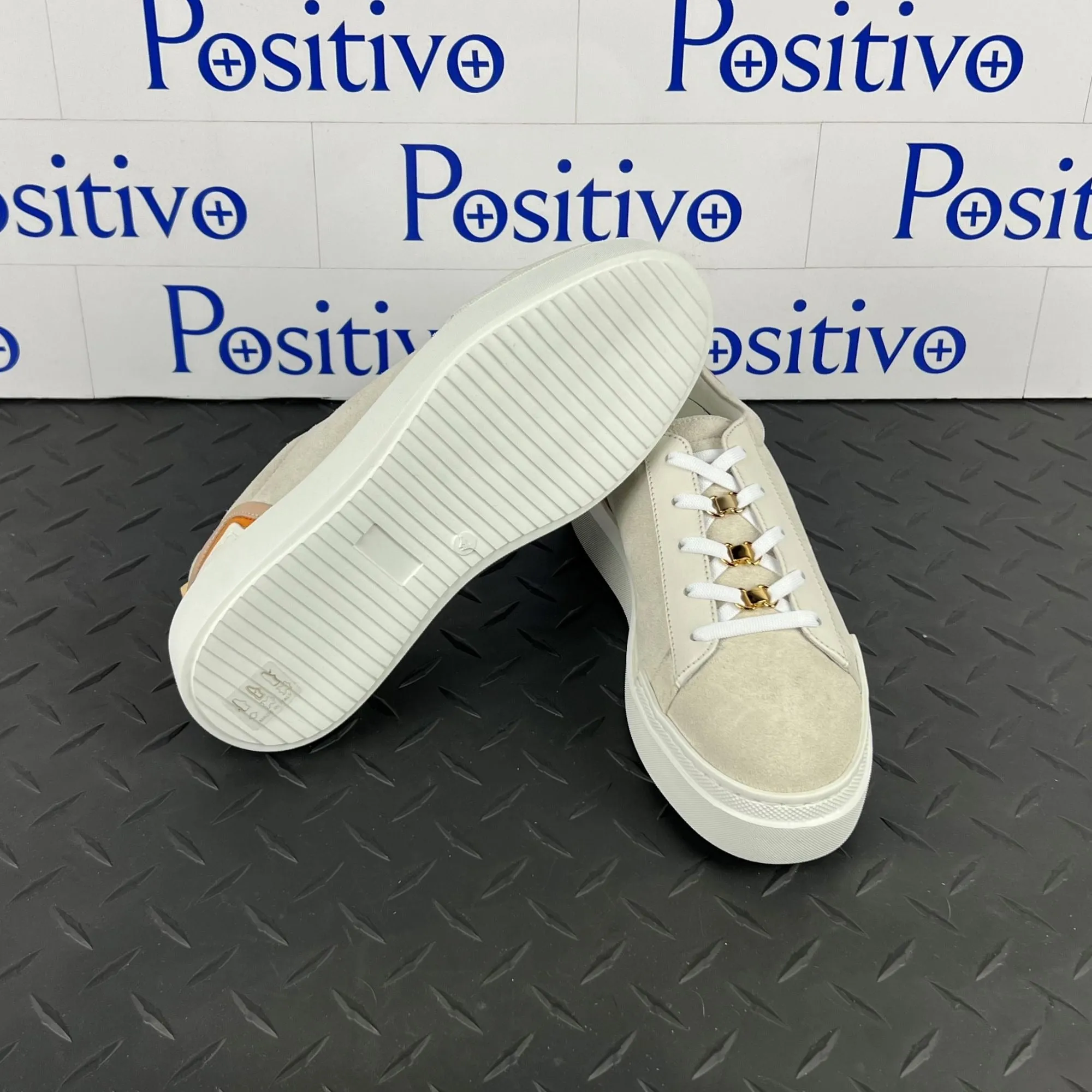 Buscemi Women's Ninna Off White Leather Sneakers SAMPLE