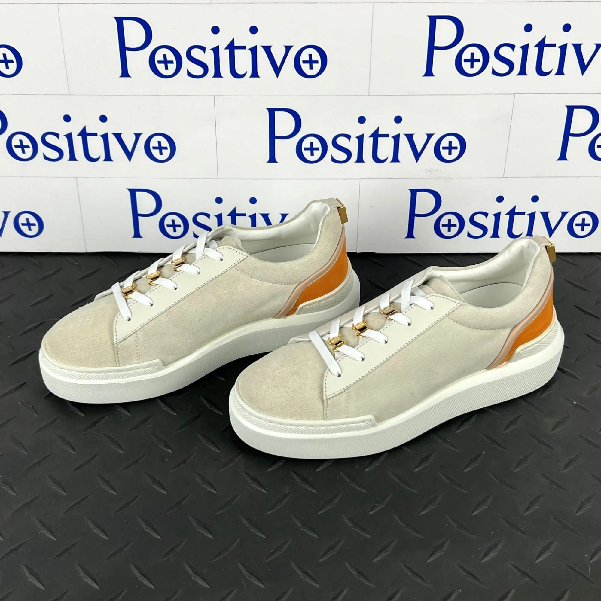 Buscemi Women's Ninna Off White Leather Sneakers SAMPLE