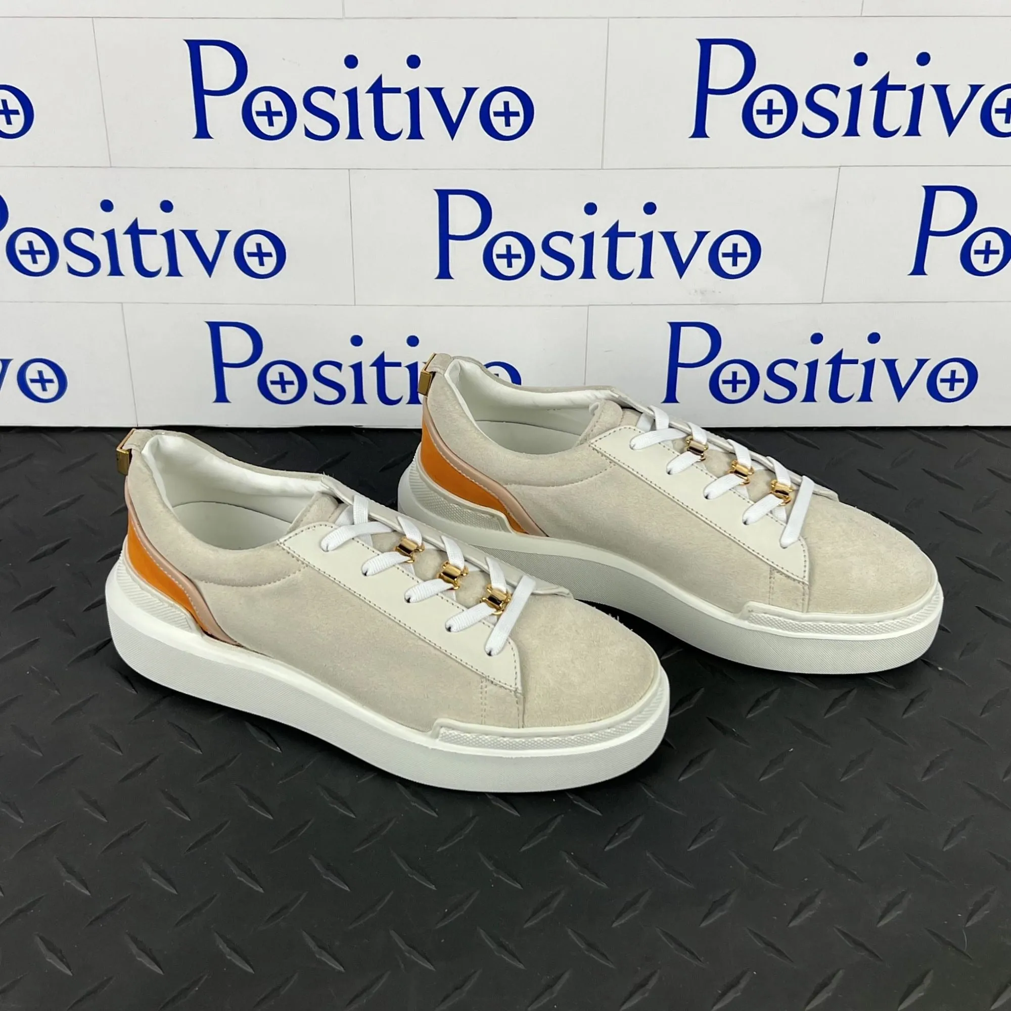 Buscemi Women's Ninna Off White Leather Sneakers SAMPLE