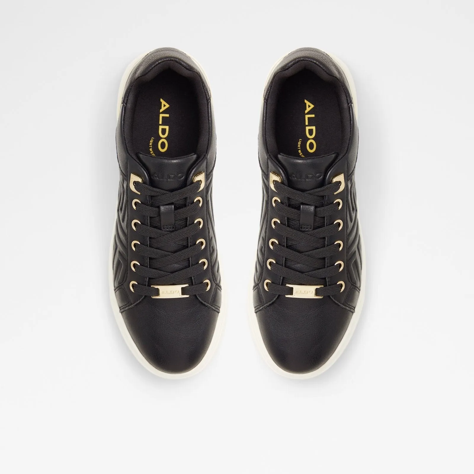 Calla Lily Black Sneaker