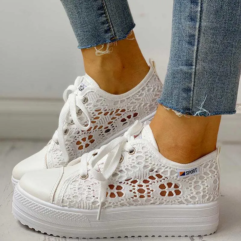 Colorblock Eyelet Hollow Out Lace-Up Sneakers
