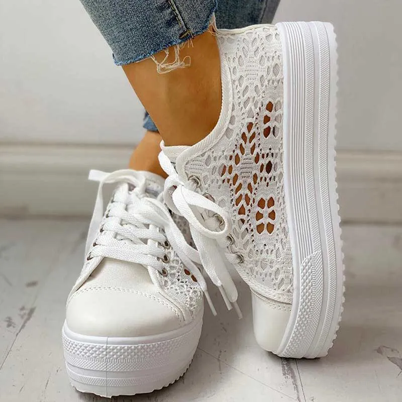 Colorblock Eyelet Hollow Out Lace-Up Sneakers