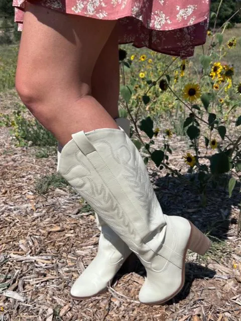 Dakota Ivory Boots