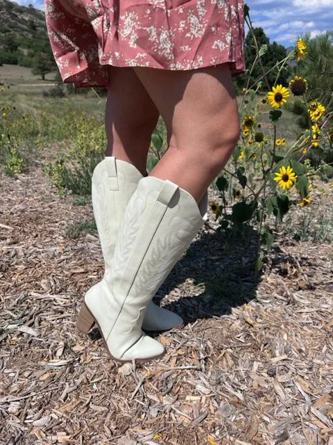 Dakota Ivory Boots