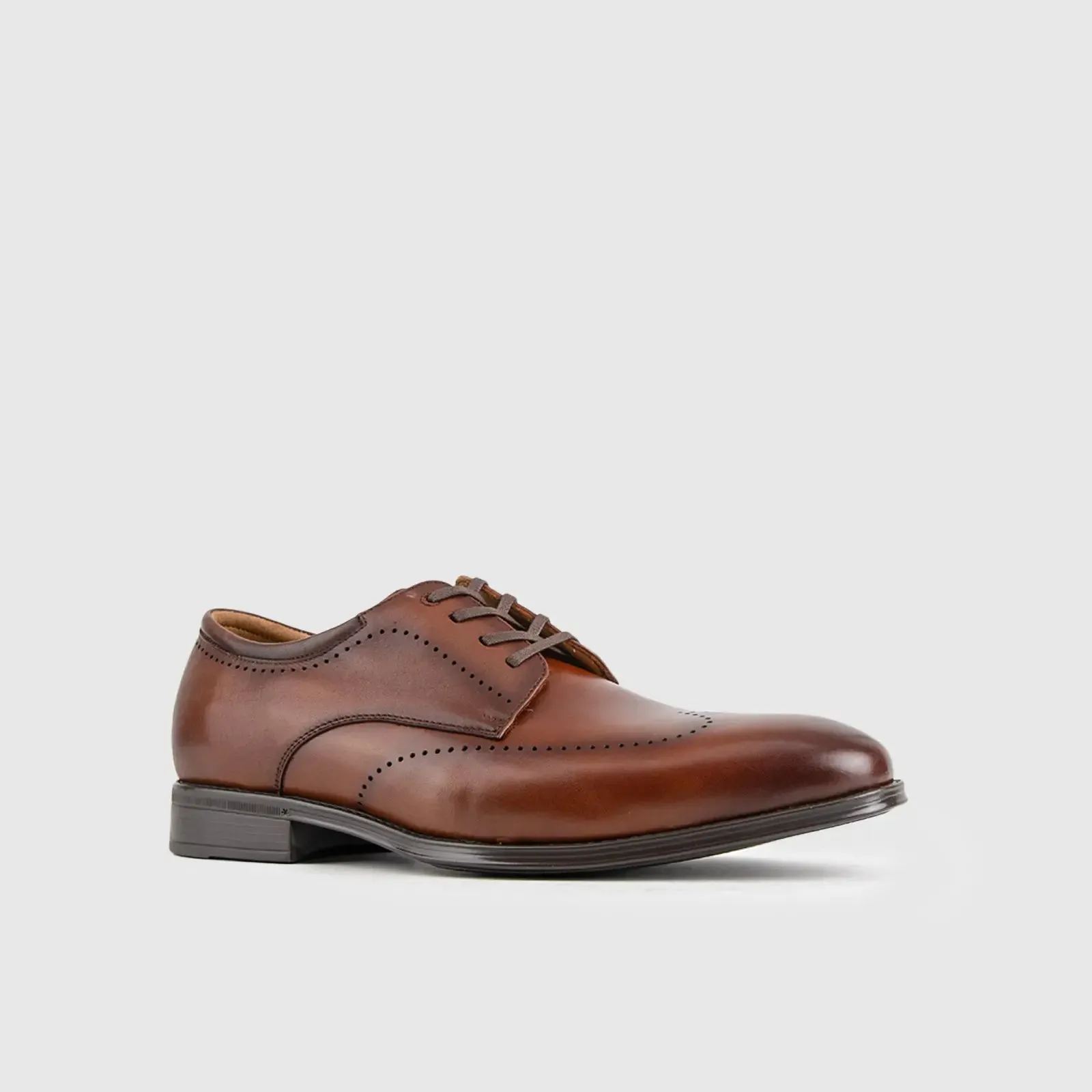 FLORSHEIM AMELIO PERF WING COGNAC