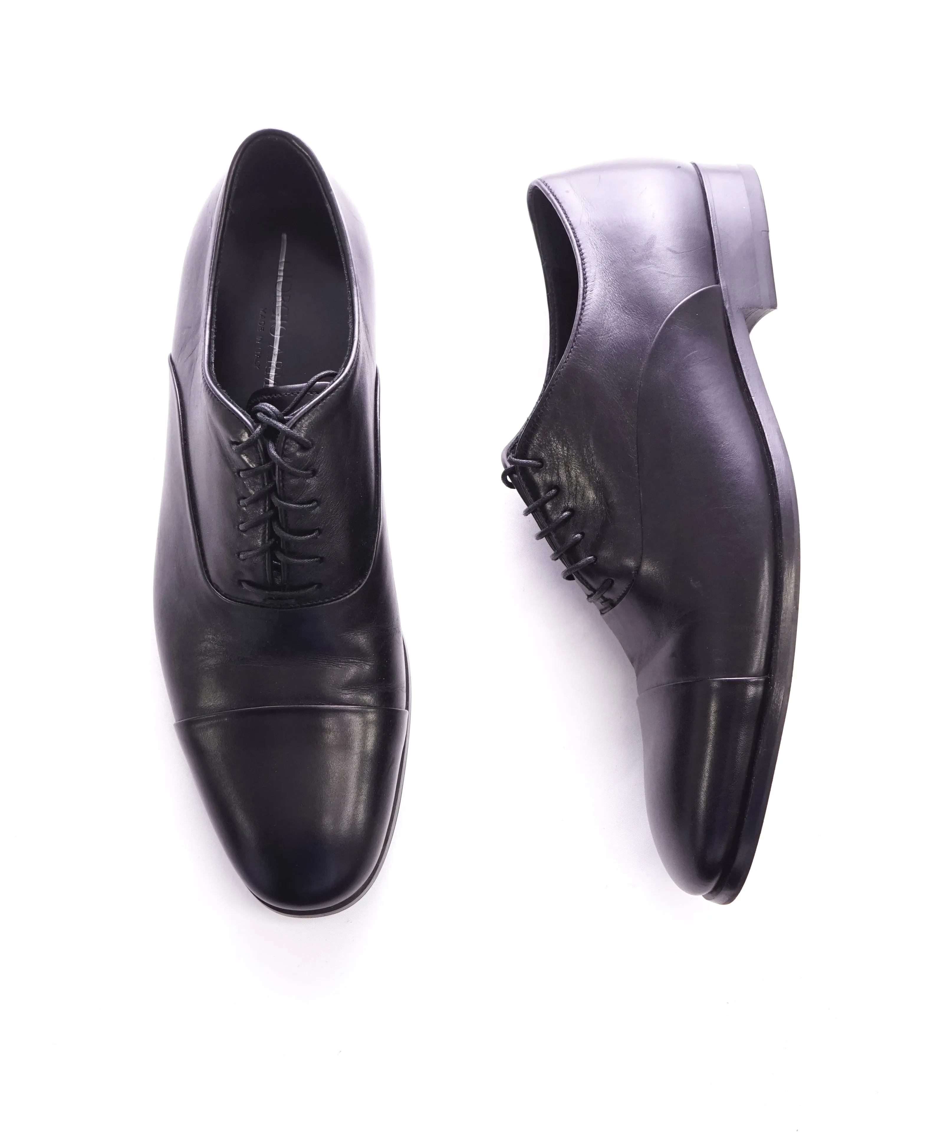 GIORGIO ARMANI - Black Cap Toe Sleek Oxfords W Round Toe - 9