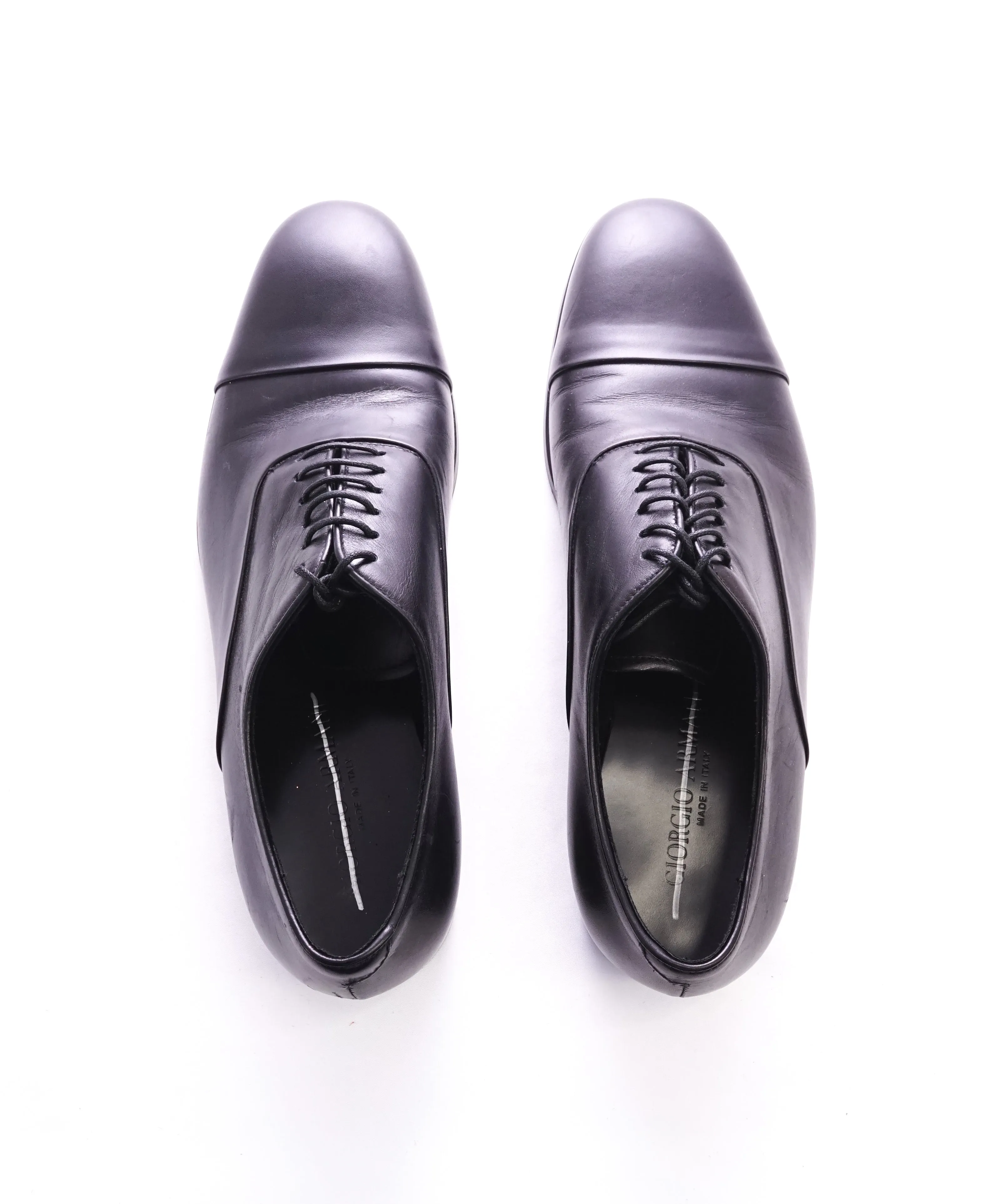GIORGIO ARMANI - Black Cap Toe Sleek Oxfords W Round Toe - 9