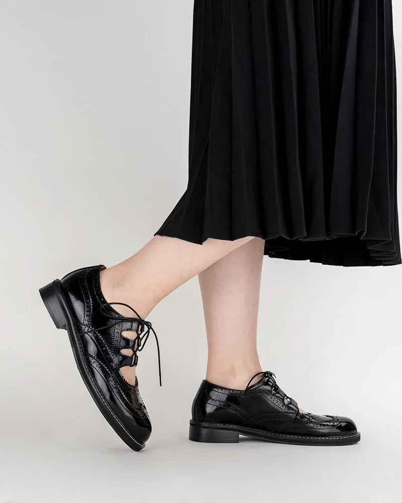 Lace-up Wingtip Perforated Leather Oxfords