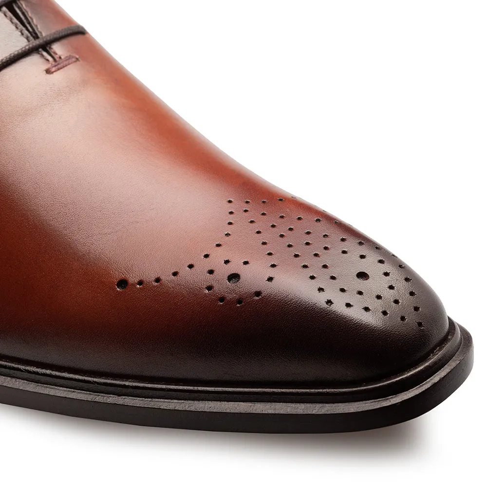 Medallion Toe Calf Oxford
