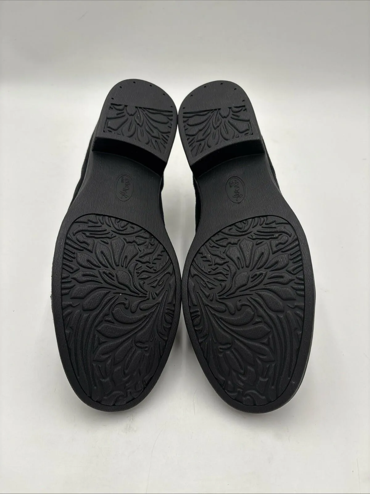 NWOB EuroSoft Tanya Women's Laceless Suede Oxfords Shoes Black Size 8M