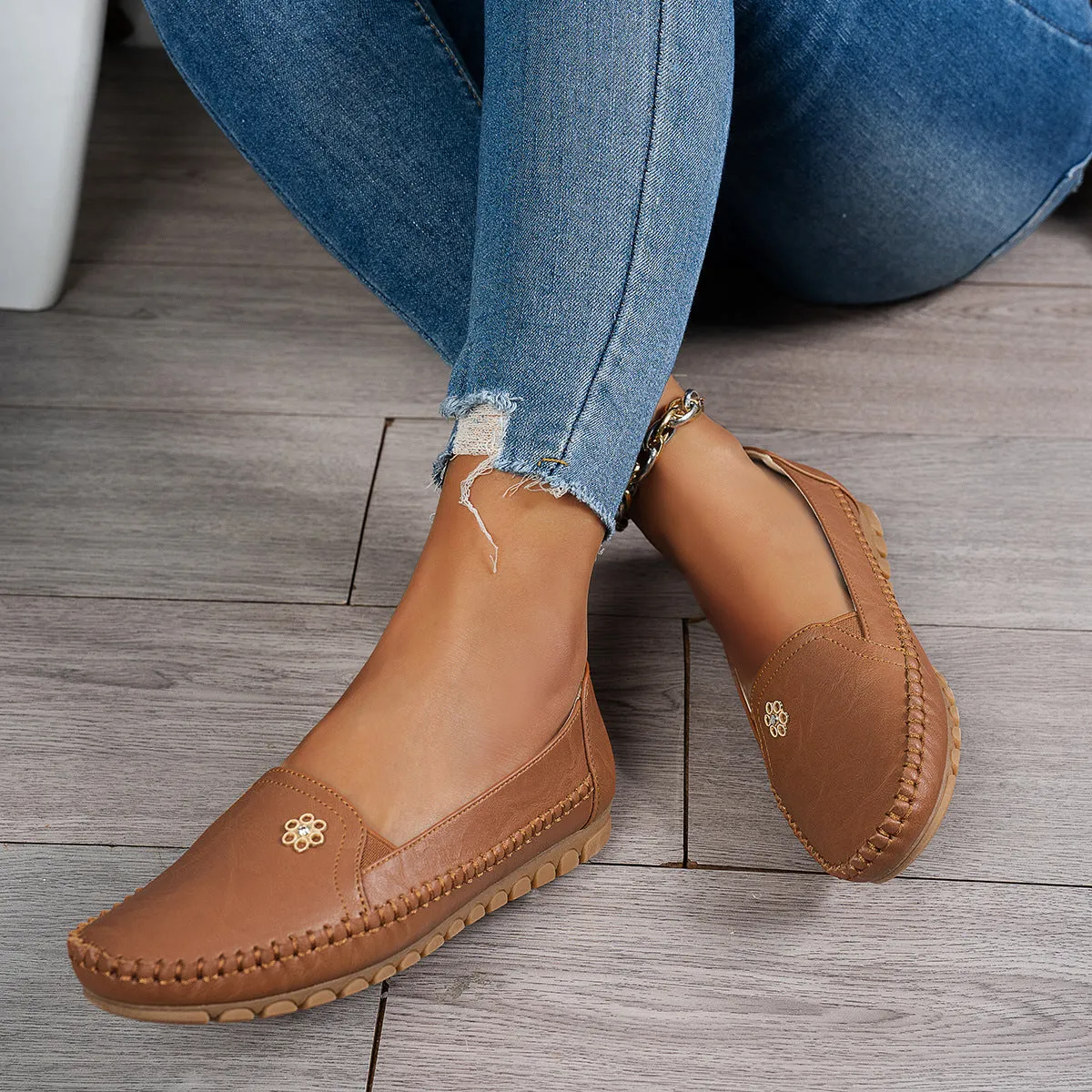 Plus Size Laser-Cut Flat Shoes