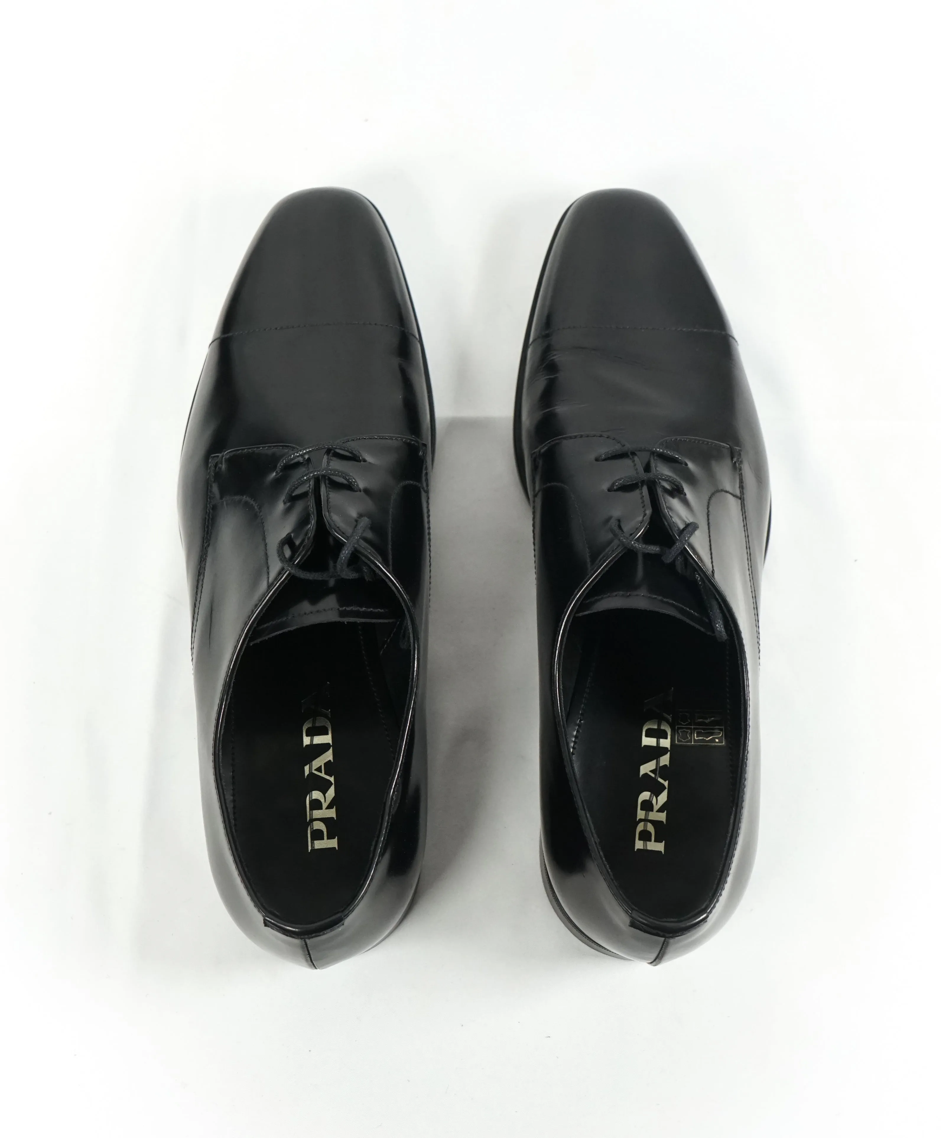 PRADA - Patent Leather Cap Toe Spazzolato Oxfords With Logo Inset Heel - 9.5