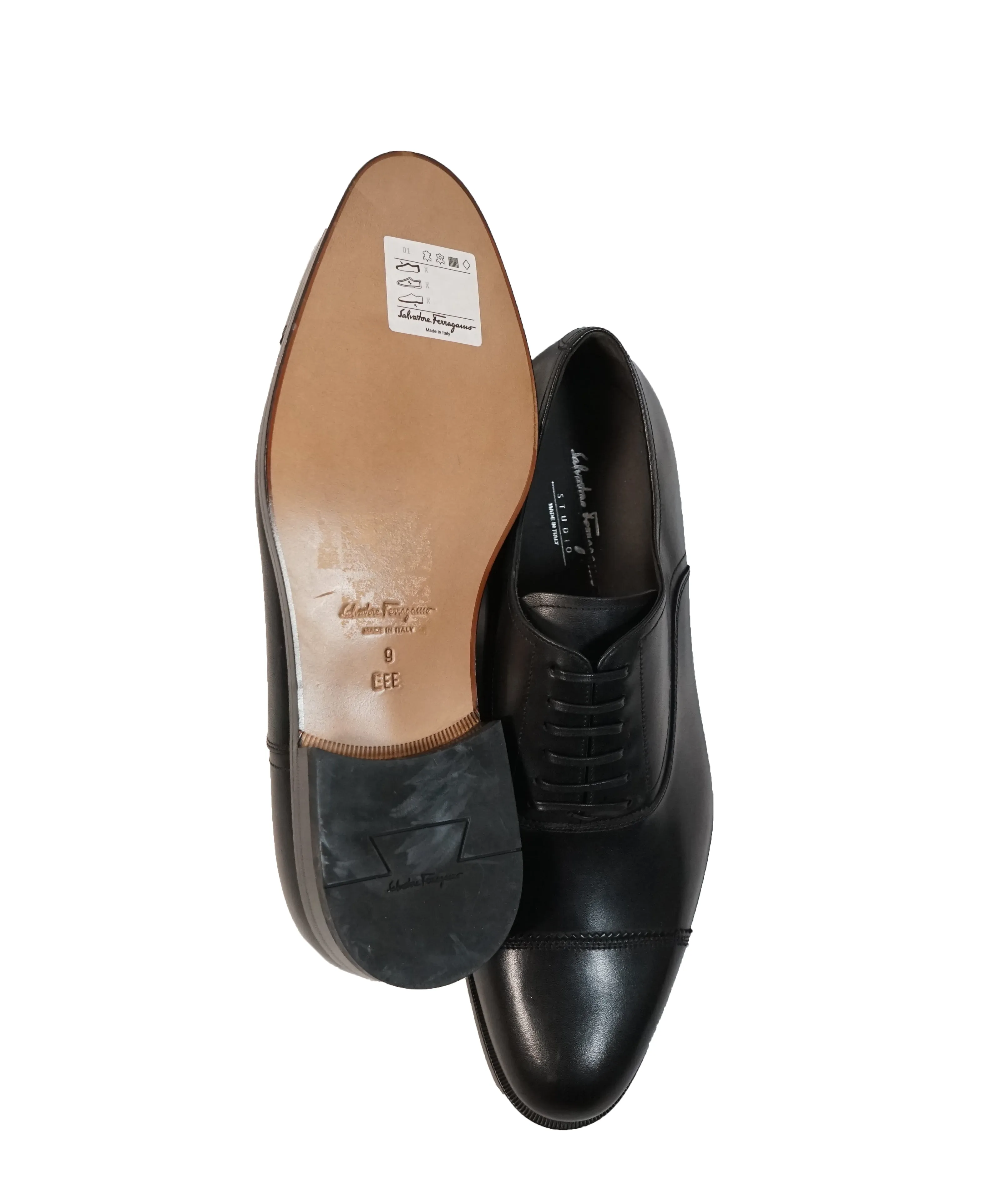 SALVATORE FERRAGAMO - “GURU” Black Cap-Toe Oxford - 9