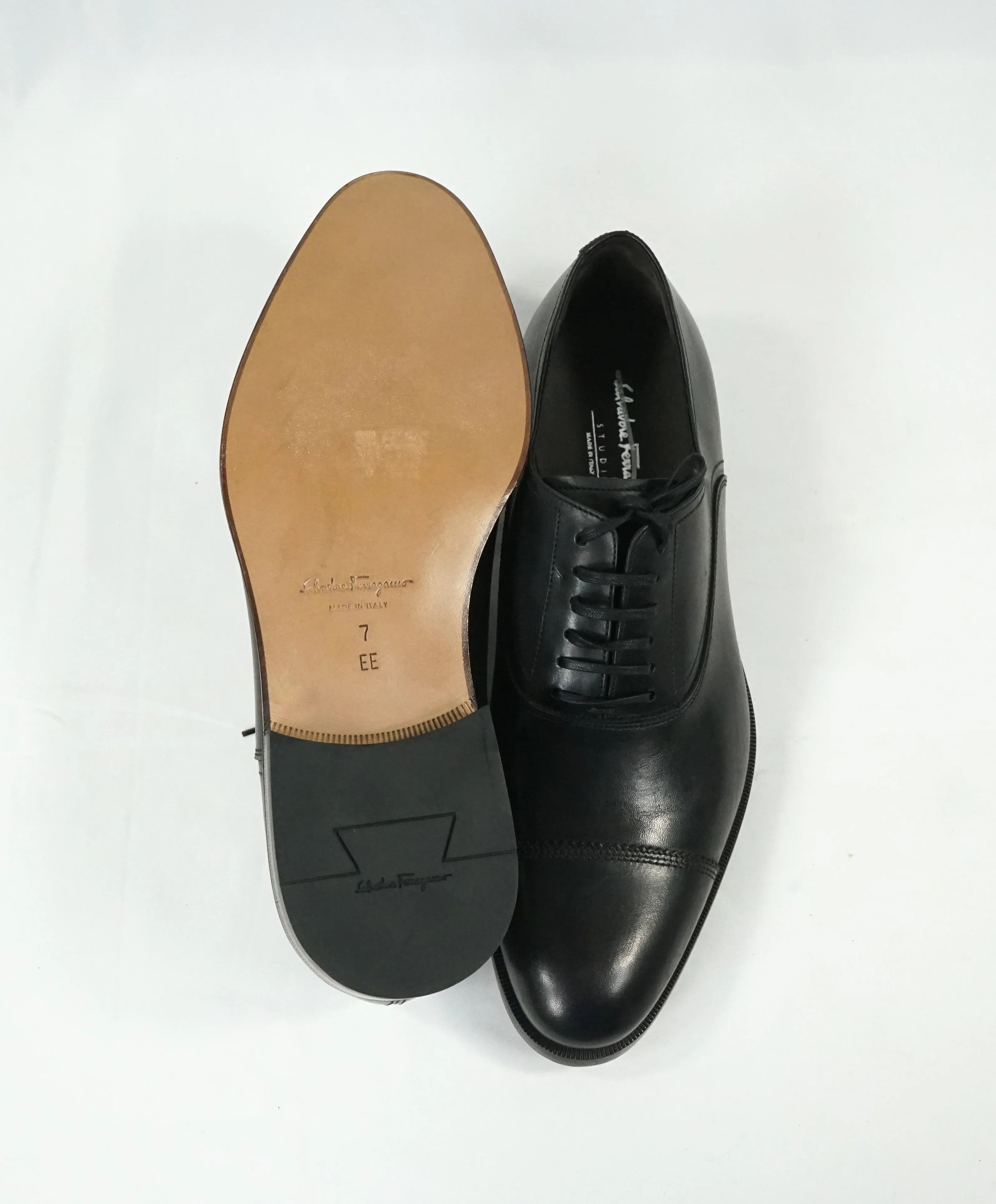 SALVATORE FERRAGAMO - Studio Detailed Edge Cap Toe Oxfords - 7EE