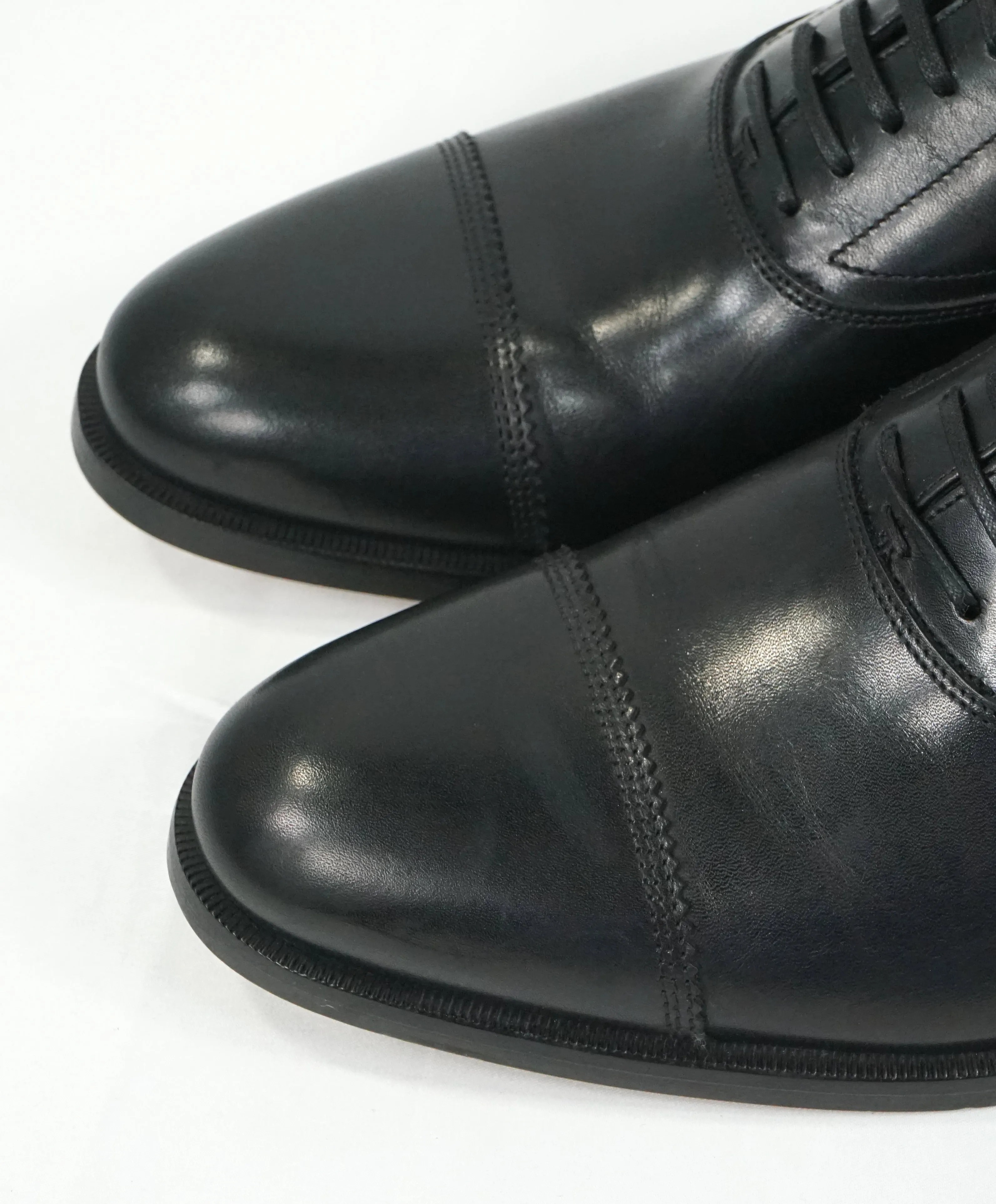 SALVATORE FERRAGAMO - Studio Detailed Edge Cap Toe Oxfords - 7EE