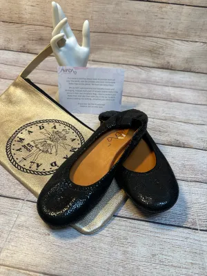 Shoes Flats By Cmb In Black, Size: 7