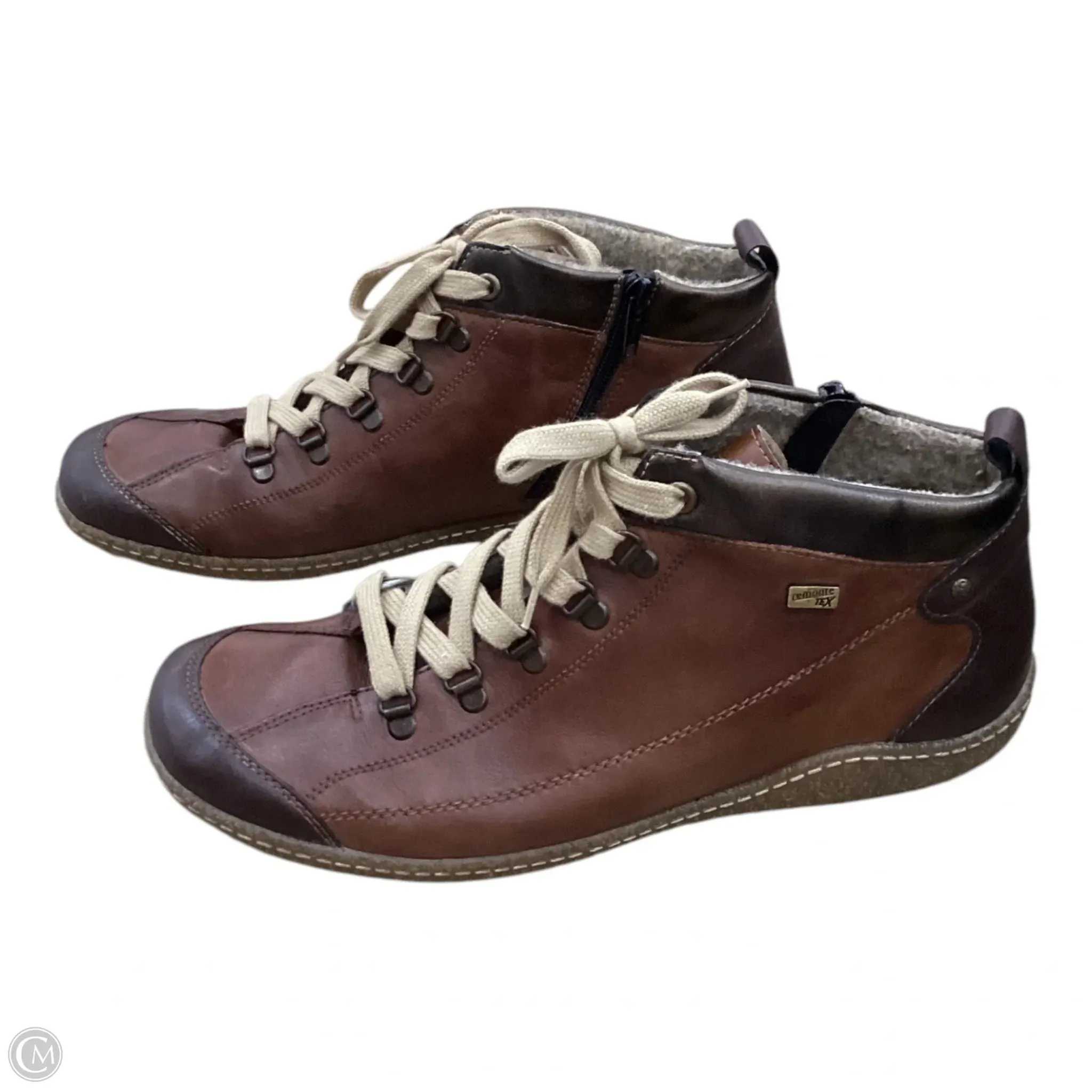 Shoes Flats By Cmc In Brown, Size: 12