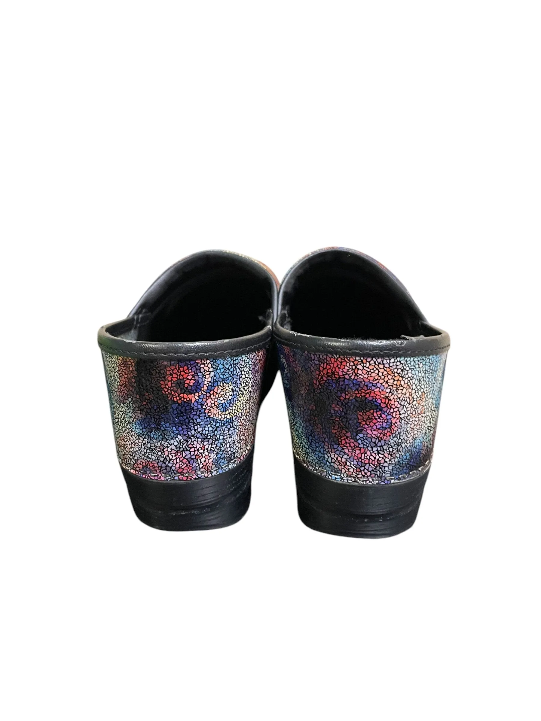 Shoes Flats By Dansko  Size: 9