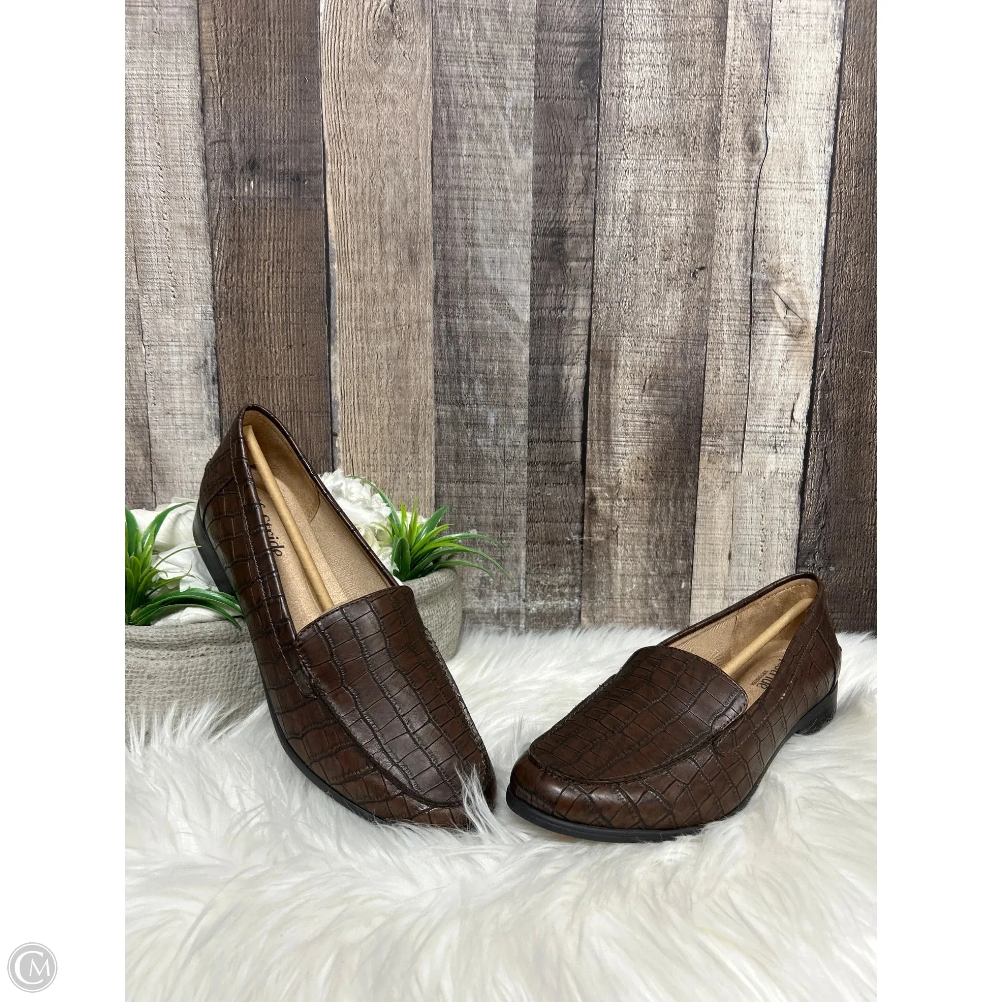 Shoes Flats By Life Stride In Brown, Size: 8.5