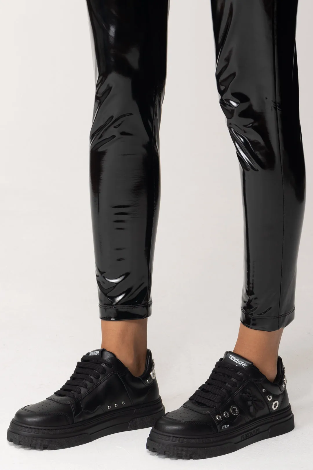 Sneakers con Inserti Eyelets