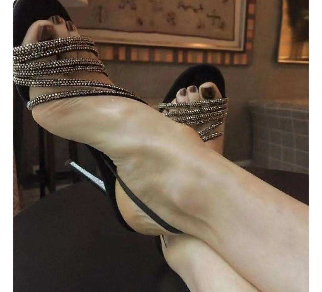 Stiletto Ladies
