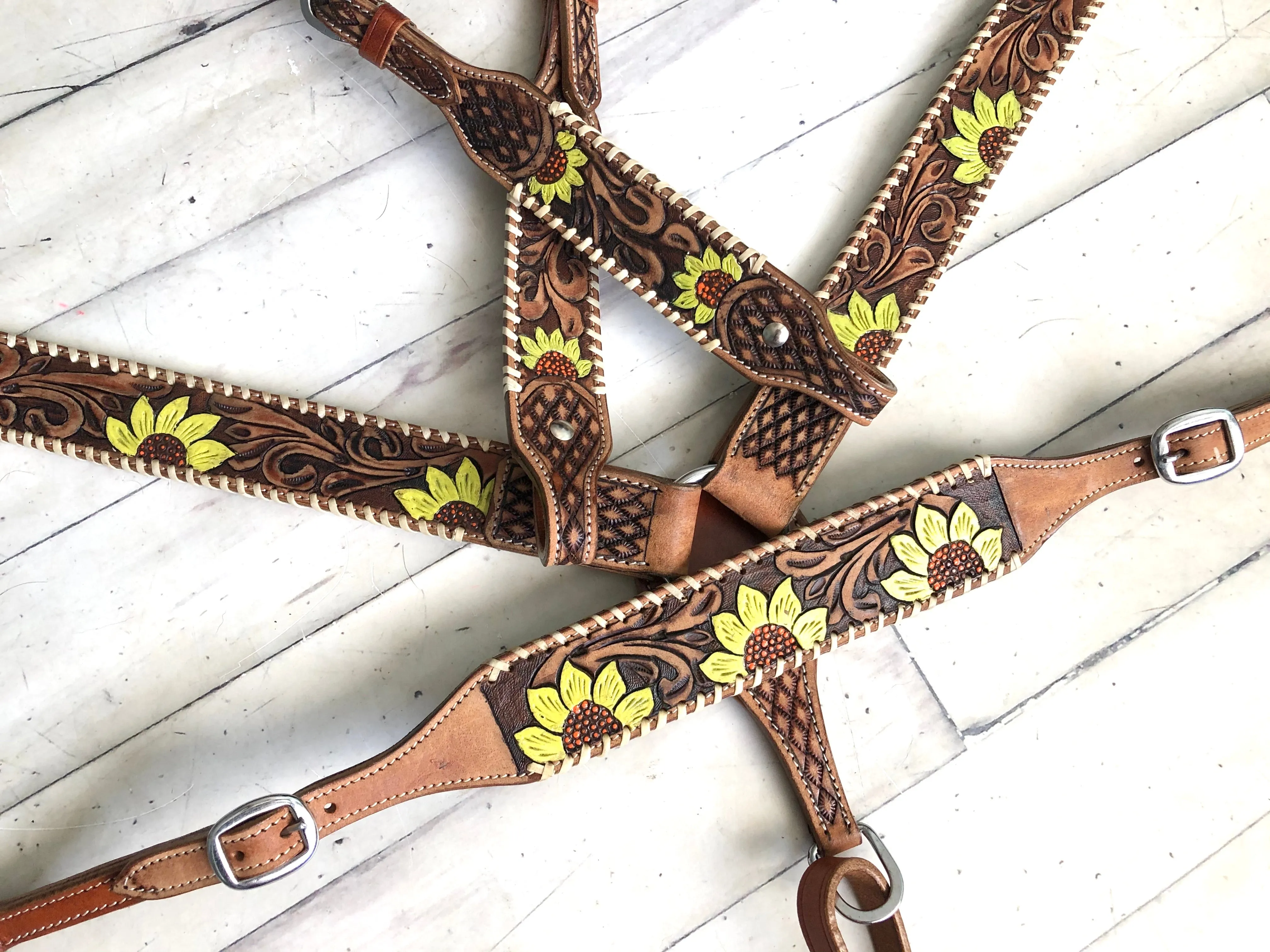 Sunflower Whip Stitch Tack Set