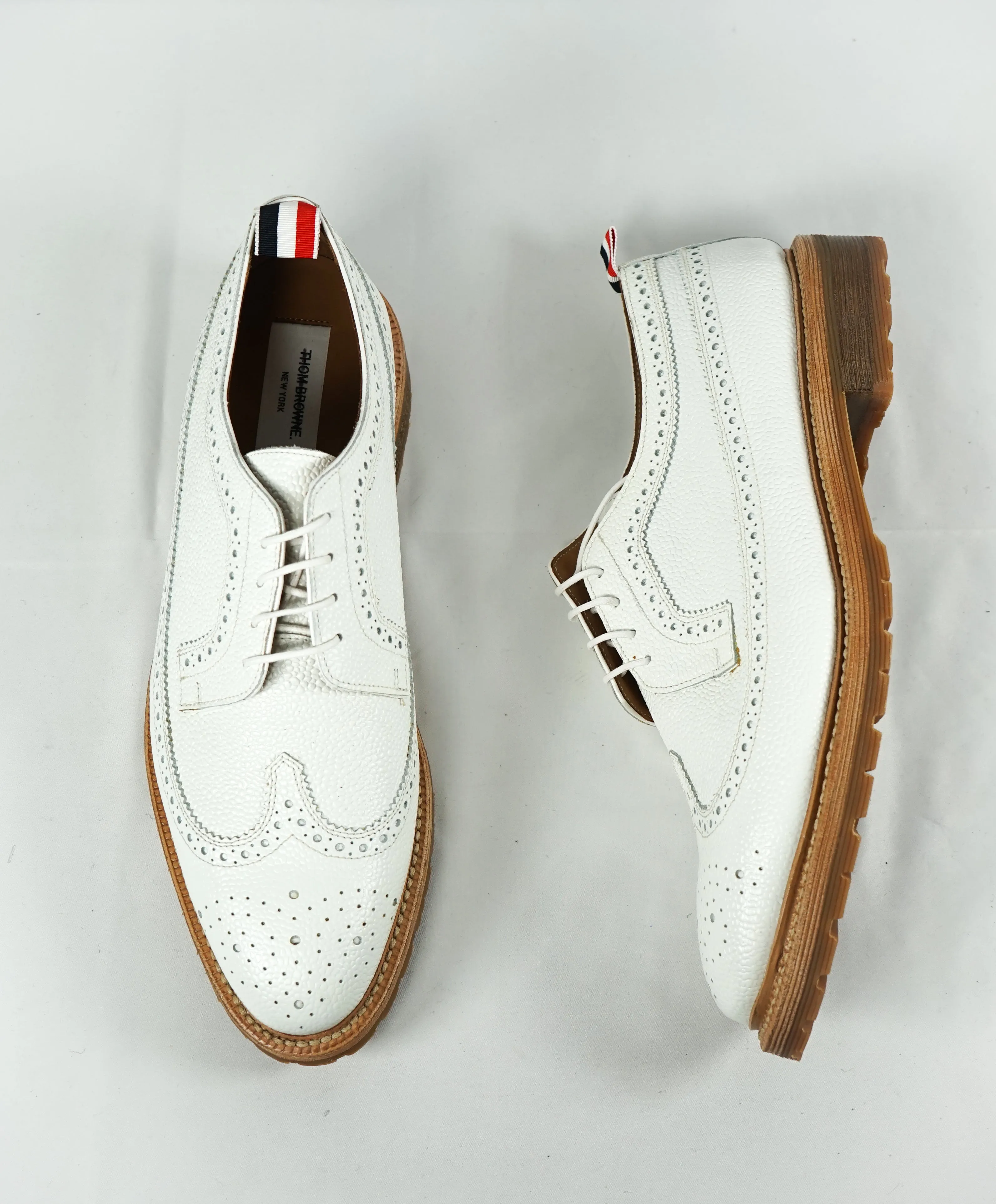 THOM BROWNE - Pebbled Leather Brogue Wingtip LOGO Oxfords - 12