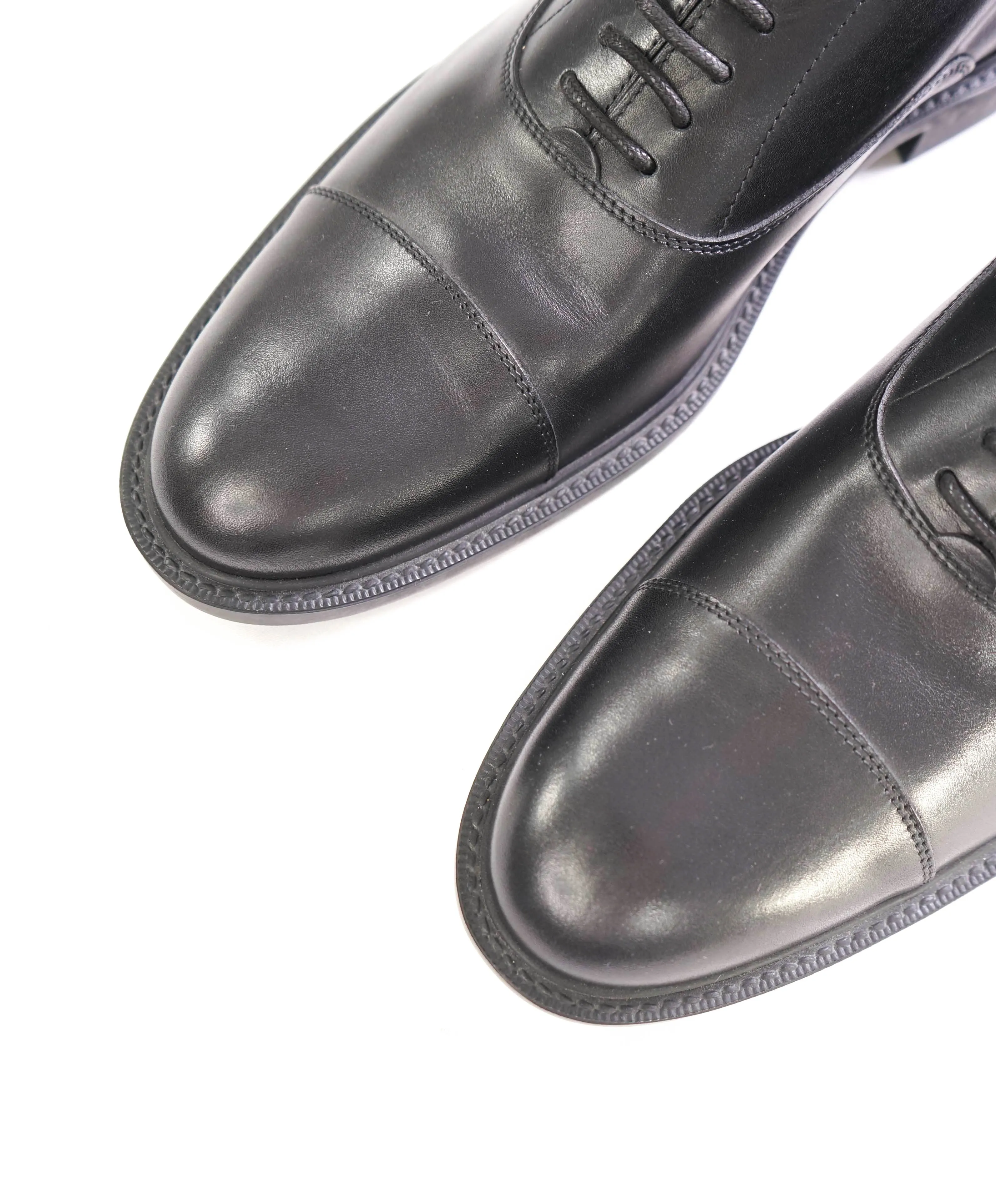 TOD’S - Solid Black Classic Cap Toe Lace-Up Oxfords - 10 US (9 IT)